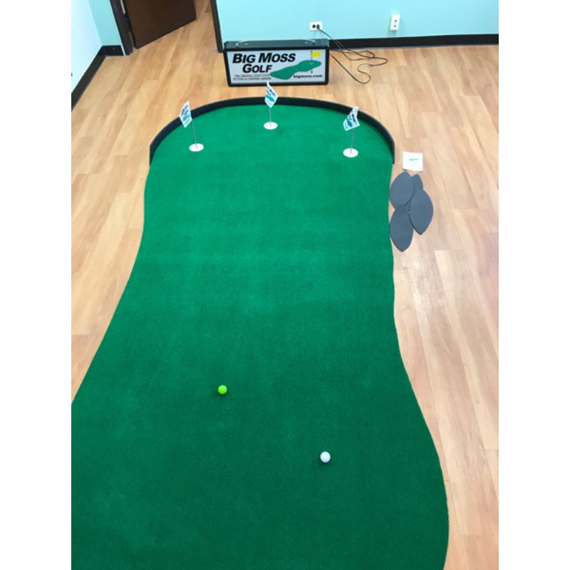 Big Moss Golf The Admiral V2 Putting Green